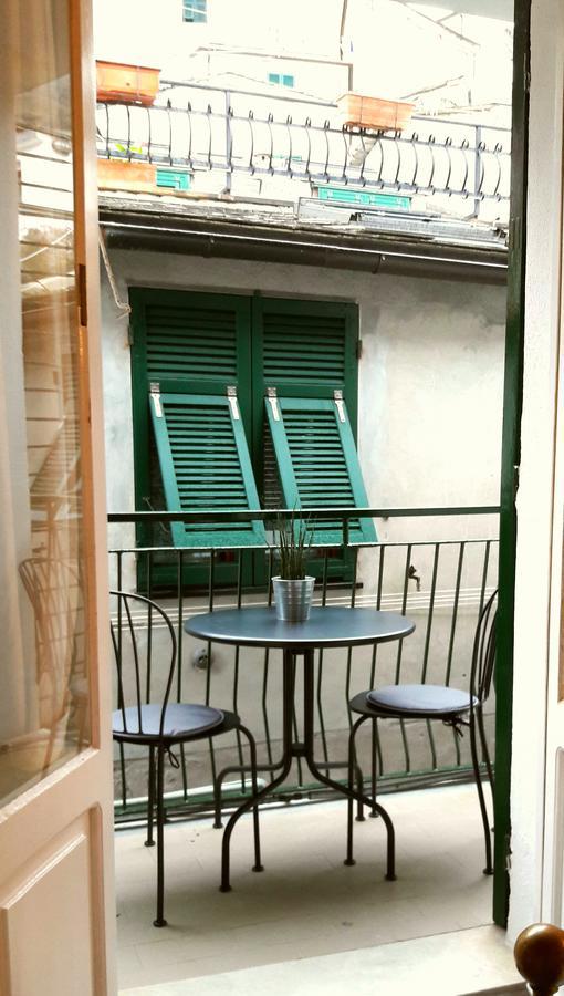 Taverna Del Capitano Rooms Vernazza Exterior photo